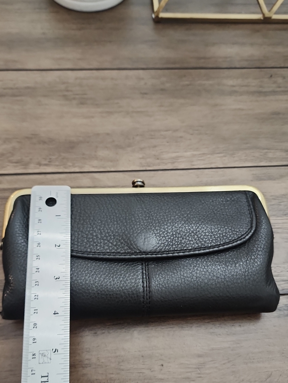 Hobo Classic Black Leather Double-Compartment Clutch with Gold Frame - Picture 10 of 15
